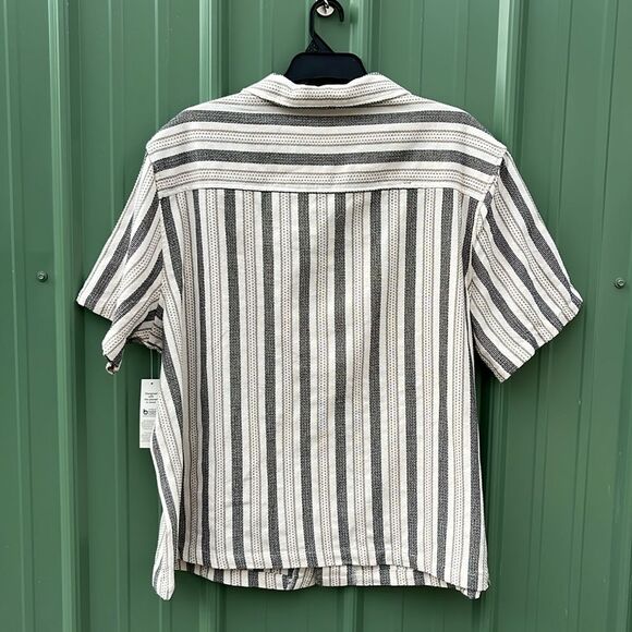 Men’s Textured Fabric Button Front Short Sleeve Shirt Size 3XL - Picture 3 of 7